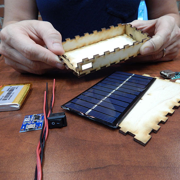 Solar USB Portable Charger Kit